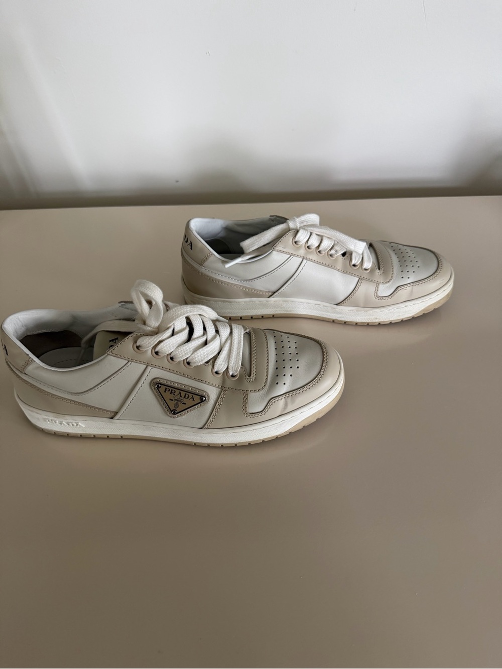Prada Downtown sneaker, women’s White Low-Top Leather - Picture 4 of 10